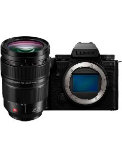 Panasonic Lumix S5 IIX + S Pro 24-70mm f/2.8