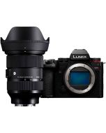 Panasonic Lumix S5 II + Sigma 24-70mm f/2.8 A DG DN II -järjestelmäkamera